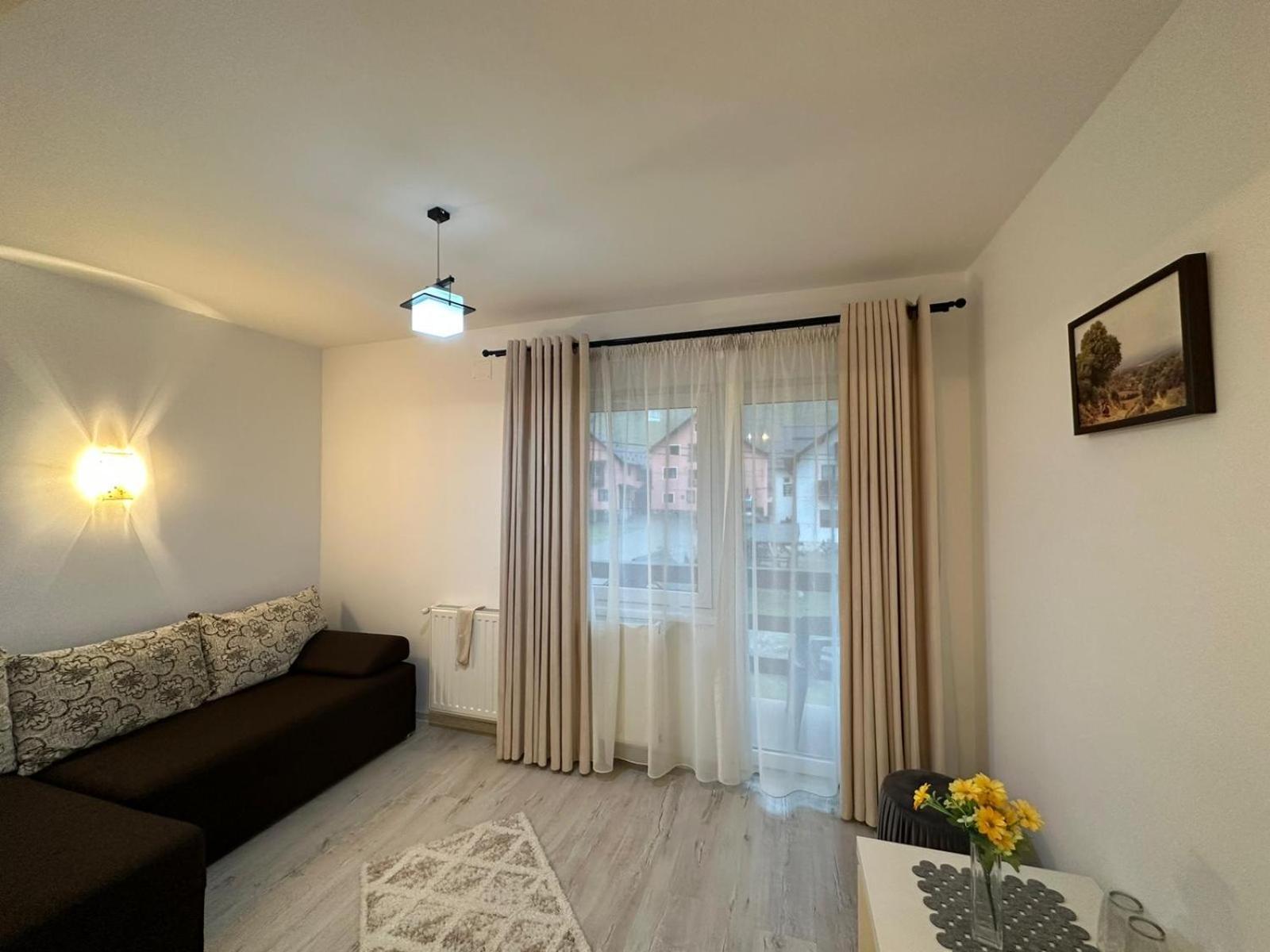 Casuta De Langa Izvor Hotel Moeciu De Sus Buitenkant foto