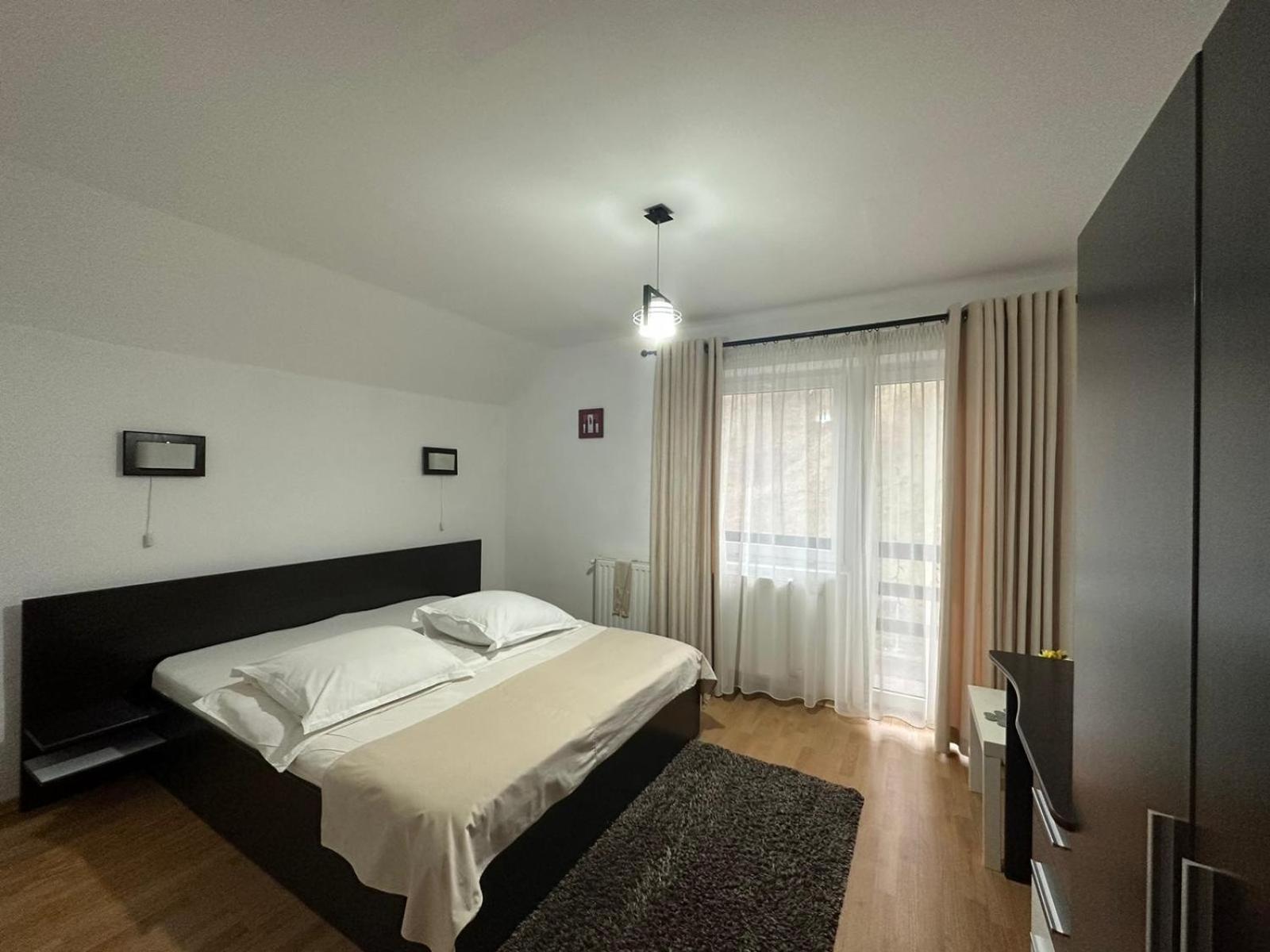 Casuta De Langa Izvor Hotel Moeciu De Sus Buitenkant foto